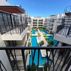 Apt with Private Terrace & Jacuzzi in Aldea Zama