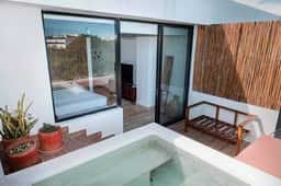 Amira Residence: Private Pool Facing the Park - Image 4