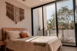 Apt with Private Plunge Pool & Rooftop - Image 4