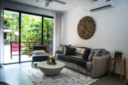 Lunada: Bright Stay with Rooftop Amenities - Image 2