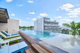 Sabor a Miel Steps from the Beach and 5th Avenue - Image 3