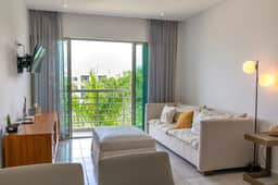 Spacious Apt with 2BR and Pool in Cancún - Image 2