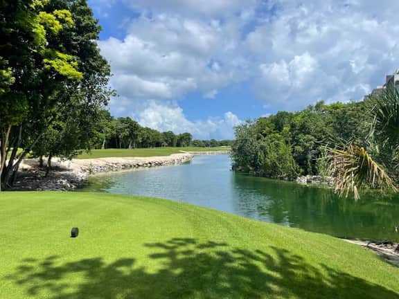 2 pools & beach club 10 minutes away - Chaká Condo - Image 4