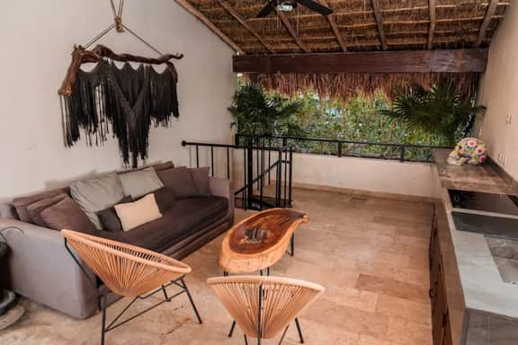 Bajo Cielo: Jungle-View Terrace with Private Pool - Image 4