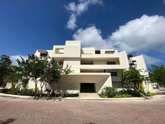 Apt with Private Terrace & Jacuzzi in Aldea Zama - Image 4