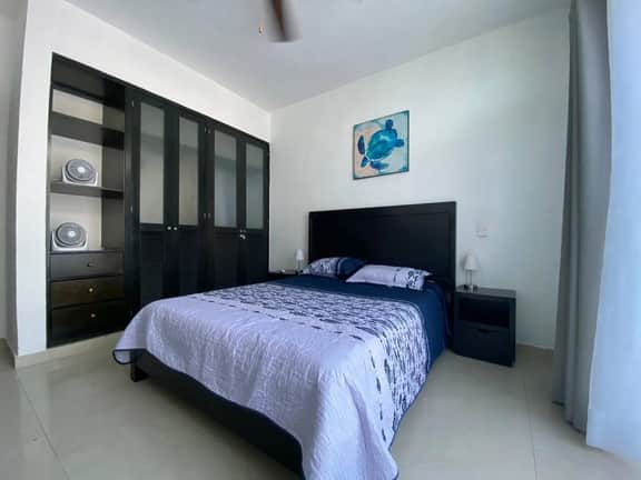 Charming 2BR Downtown*Pool*Wifi*AC*Balcony*Hammock - Image 2