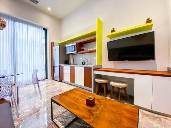 Joy: Apt with rooftop and panoramic views - Image 4