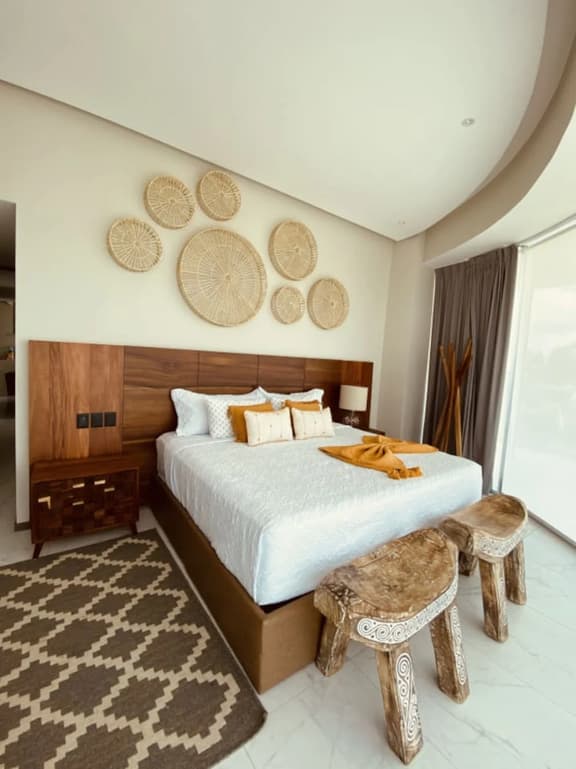 Chic 3BR Home <Luxury Beach Condominium Marítima> - Image 1