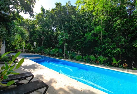 Sirenis Escape: Bright 2BR Near Akumal Beach - Image 1