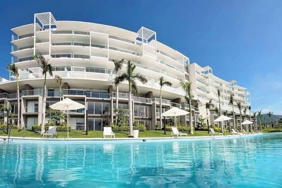 Spectacular Ocean Front 5BR Condo *Bolongo Resort* - Image 1